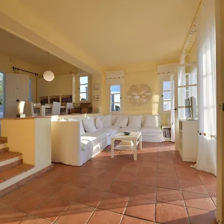 Waterfront Delos Villa Nea Cryssi Akti