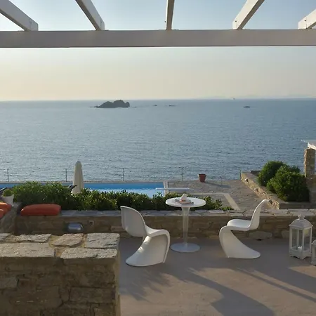 Villa Waterfront Delos *